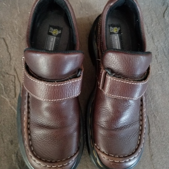 ugly brown shoes